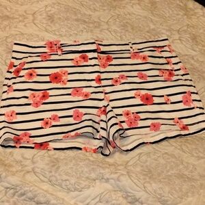 Elle Womans White With Black Stripes & Pink Flowers Shorts, Size: 14
